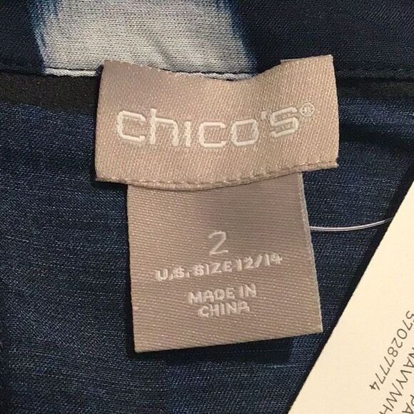 Chico’s Navy Blue White Dot Lightweight Pleat Tiered Flutter Sleeve Blouse NEW - Picture 14 of 15